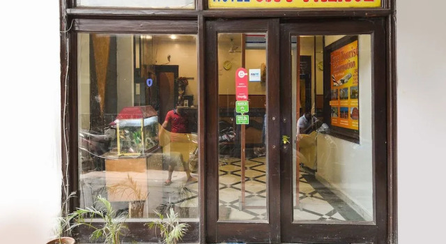 Hotel O Paharganj Near Railway Station Formerly Chand Palace, Забронировать Отель Отели Нью-Дели с завтраком, Завтраки