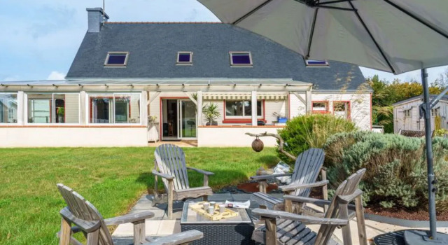House Guiriden Loctudy, Забронировать Отель Отели Finistère с парковкой, Парковка