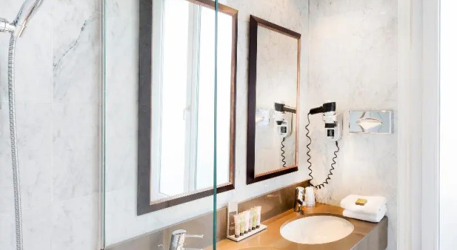Номер Standard Hôtel Du Bois Champs-Elysées