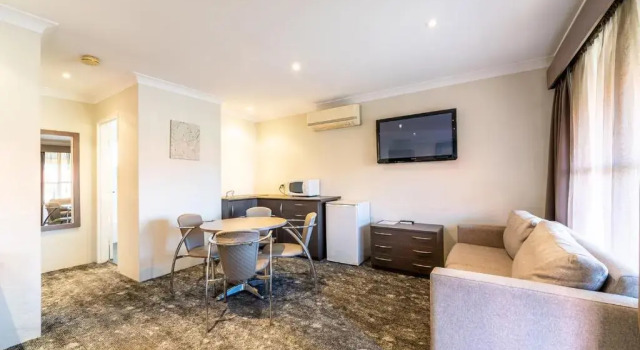 Семейный номер Standard Parkes International
