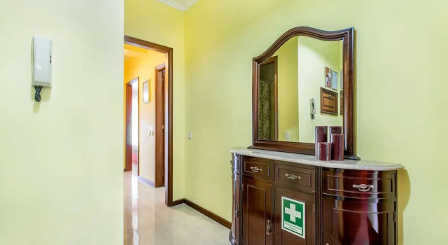 Espinho Family Stays Apartment