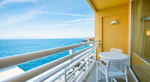 Апартаменты с видом на море Atlantic Holiday Hotel