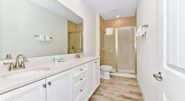 Номер Standard Pistachio Palace Sleeps 10!