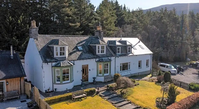 Granford Guest House, Book Pension Gæstehuse i Grampian, Pension