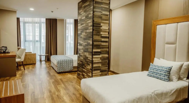 Номер Standard King Solomon Batumi Hotel