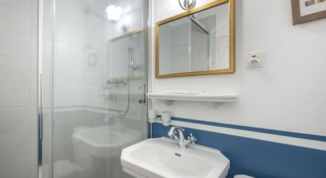 Одноместный номер Standard с балконом Swiss Historic Hotel Masson