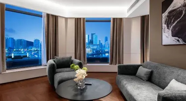 Люкс Deluxe IntercityHotel Dalian Xinghai Square