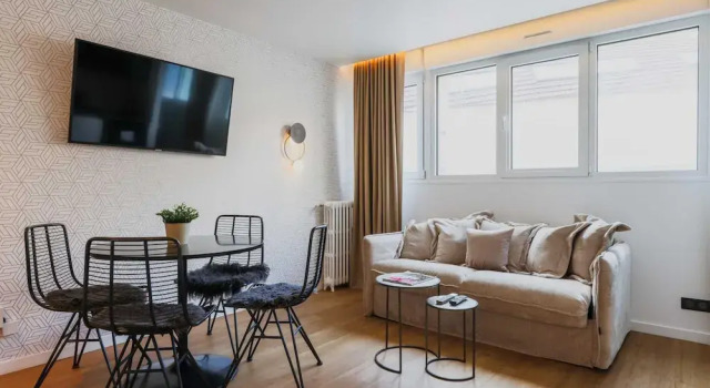 Апартаменты Elegant Apartment - 2br/6p - Canal St Martin