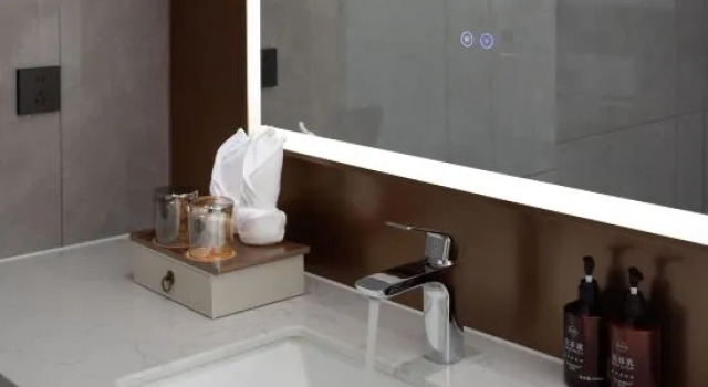 Люкс Business Anqing Yixiu Maison New Century Grand Hotel (Anqing Normal University Longshan Campus)