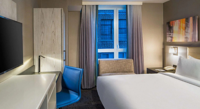 Двухместный номер Standard Doubletree By Hilton New York Times Square West