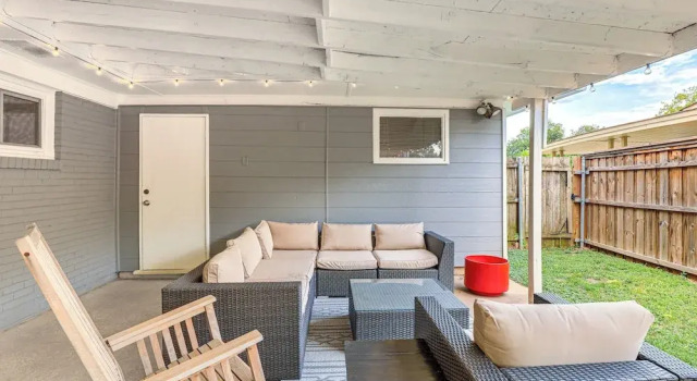 Коттедж Ranch-style Home w/ Patio & Yard in Dallas Area