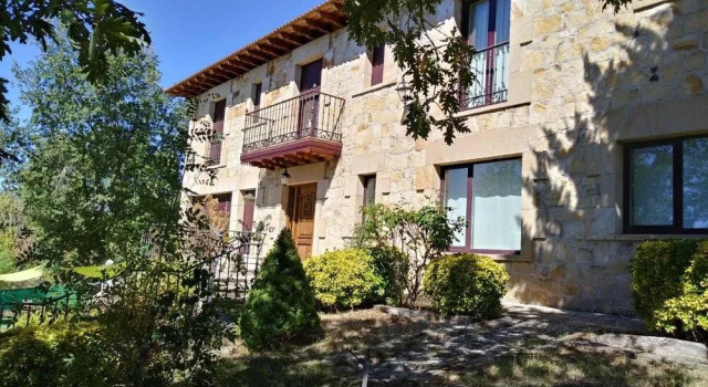 Los Robles D'oche, Book Hotel Hoteller i Castile and Leon med pool, Swimmingpool