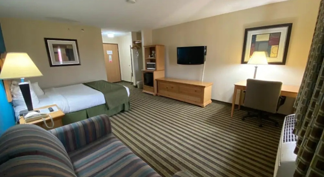 Двухместный люкс American Inn and Suites