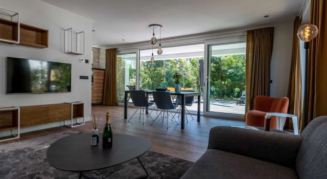 Beautiful Villa With Extensive Wellness