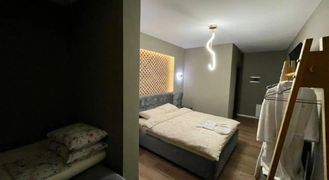 Номер Deluxe GRAND JNK Boutique Hotel