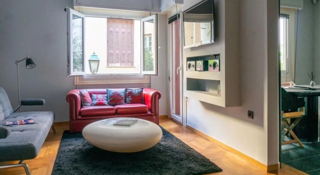 The Burton Luxury 1BR in Plaka, Athens