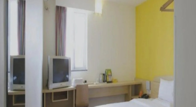 7 Days Inn Kaifeng Xici Square Baogongsi Branch