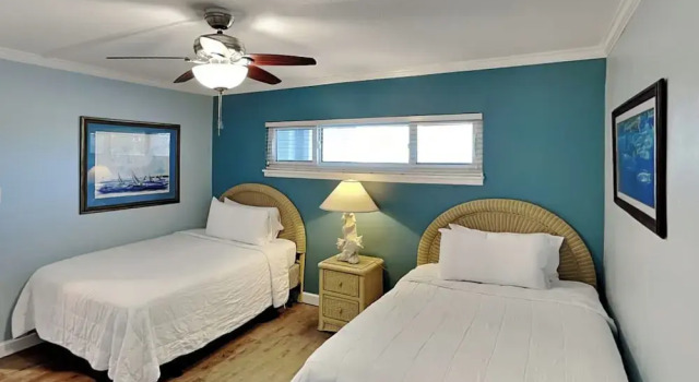 Moonspinner 415A by Resort Collection, Book Ferieresort Hoteller i Lower Grand Lagoon med parkering, Parkering