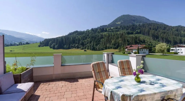 Haus Rass, Prenota Hotel Hotel a Tirolo con parcheggio, Parcheggio