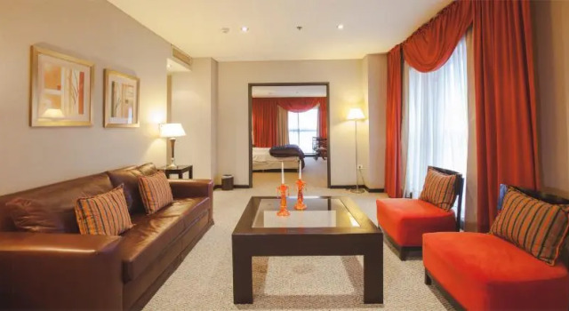 Двухместный полулюкс Howard Johnson Plaza Jujuy