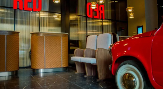Отель Radisson RED Belgrade