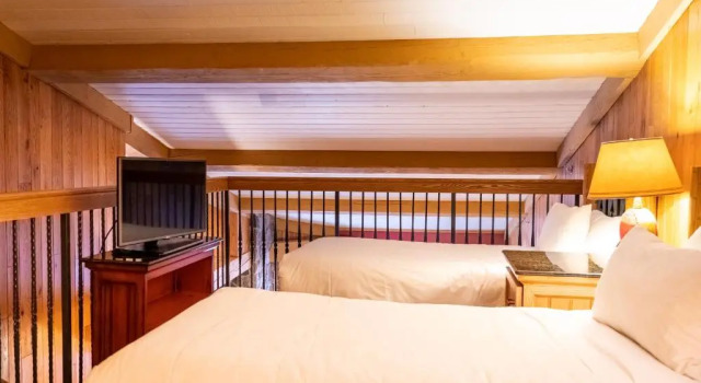 Двухместные апартаменты Lake Lawn Resort