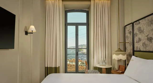 Двухместный номер Standard с балконом и с видом на реку Origine Porto Gaia, a Tribute Portfolio Hotel
