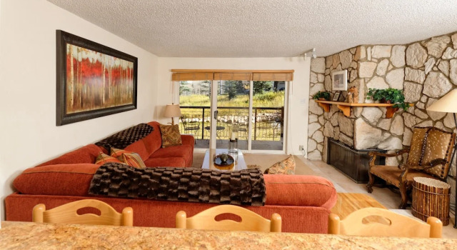 Номер Standard The Crestwood Condominiums