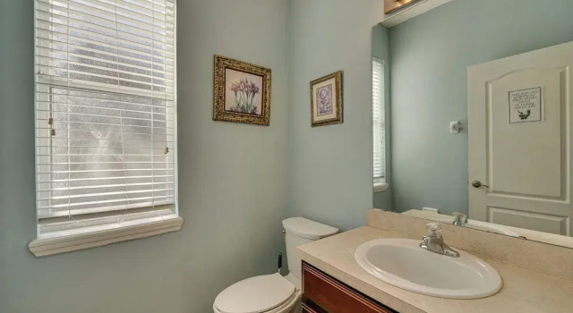 Коттедж с 4 комнатами Spacious Vacation Rental w/ Yard in Kissimmee!