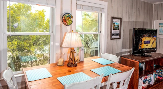 CScape - 2 Br Home