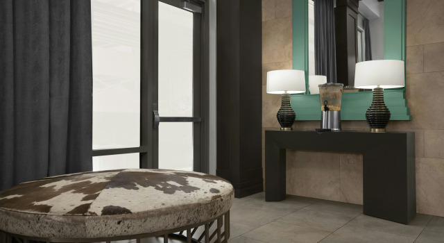 Hampton Inn and Suites Austin University Capitol, Забронировать Отель Остин Greater Austin