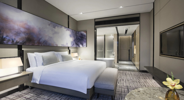 Crowne Plaza Shanghai Pujiang by IHG, Book Hotel Minhang Shanghai