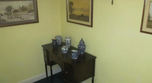 Ravenhurst Guest House, Book Pension Solihull West Midlands, nær Solihull Central Library