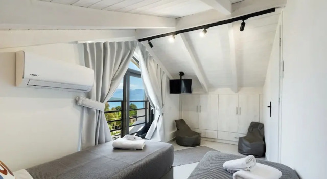 Fraxi Beach Premium Apartments, Забронировать Апартаменты/квартира Отели периферии Ионических островов с парковкой, Парковка
