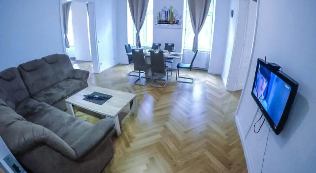 Raimond Apartment Ottakring Top 14, Prenota Appartamento Vienna Austria