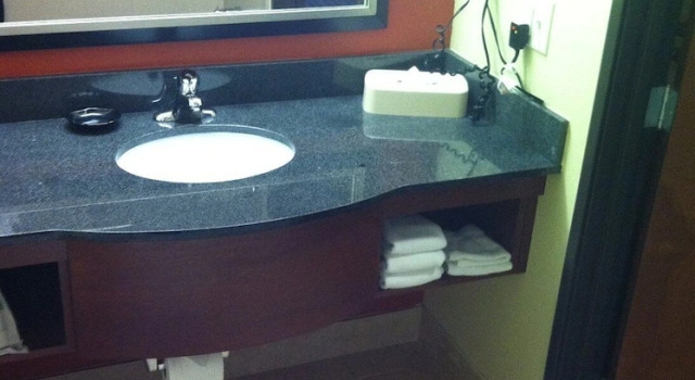 Четырёхместный номер Premium Holiday Inn Austin North by IHG
