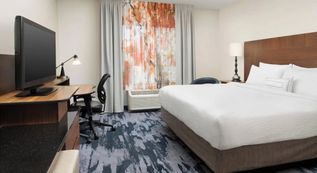Люкс Fairfield Inn & Suites Baltimore BWI Airport