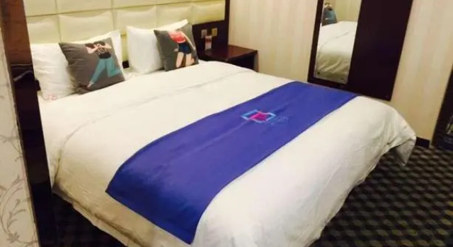 Pai Hotelsa Urumqi Airport, Rezerwuj Hotel Urumqi Xinjiang
