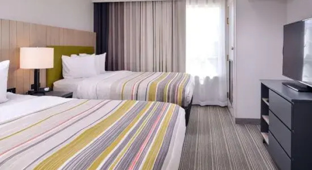 Четырёхместный люкс Country Inn & Suites by Radisson, Tinley Park, IL