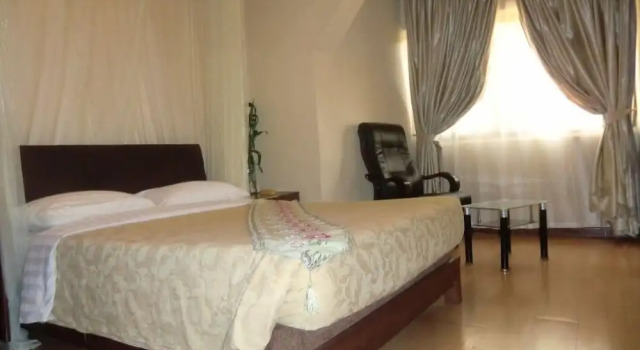 Двухместный номер Standard с видом на город Fang Fang Hotel