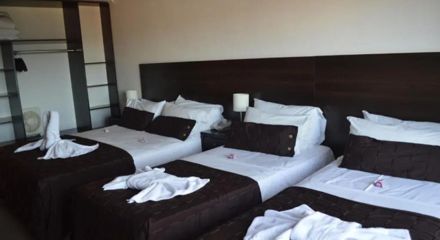 Четырёхместный номер Standard View Hotel BRC