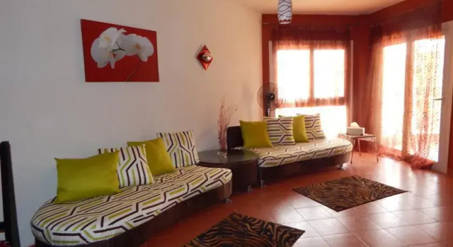 Two-Bedroom Chalet at Porto Sokhna Water Front, Rezervați Cabana Vile în As Suways, Vilă