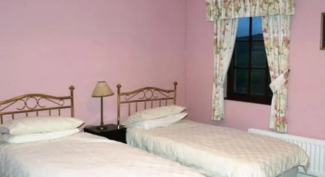 Crosh Lodge, Buchen Sie Hotel Newtownstewart 