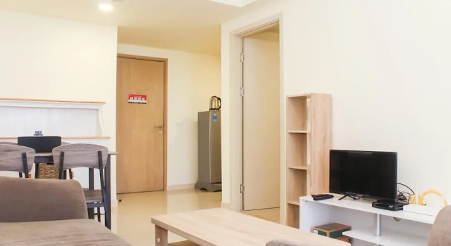 Spacious and Well Appointed 2BR at Meikarta Apartment By Travelio, Book Apartment Cibatu West Java