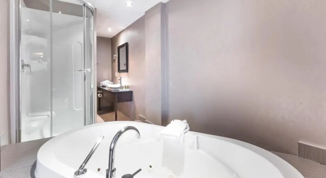 Номер Deluxe Hotel Universel