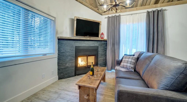 Auberge le Cosy Tremblant, Rezervovat Hostel Hostely v Mont Tremblant Region, Hostel