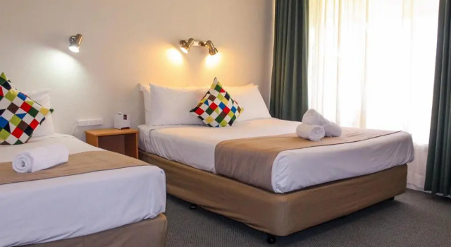 Трёхместный номер Standard Motel Riverina