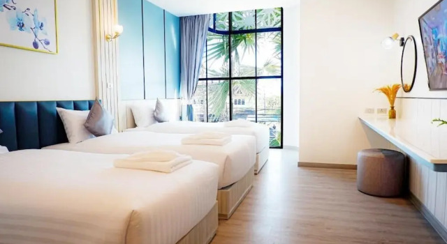Трёхместный семейный номер Standard Poolrada Boutique Hotel - SHA Plus