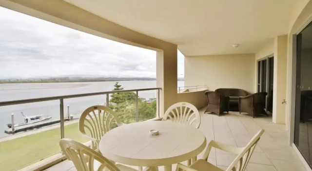 Апартаменты с 3 комнатами Riverside Apartments & Hotel