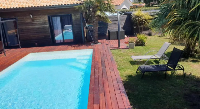 VILLA avec piscine chauffée